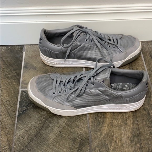 adidas rod laver grey